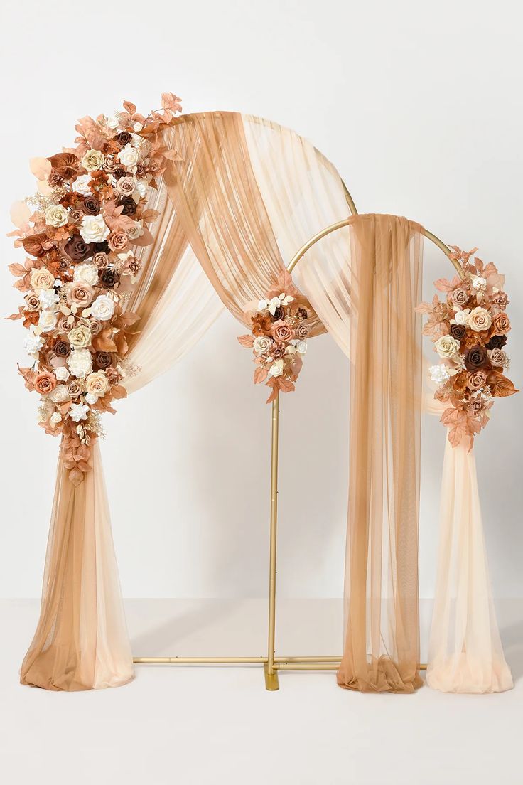 🌸 Arches & Backdrops